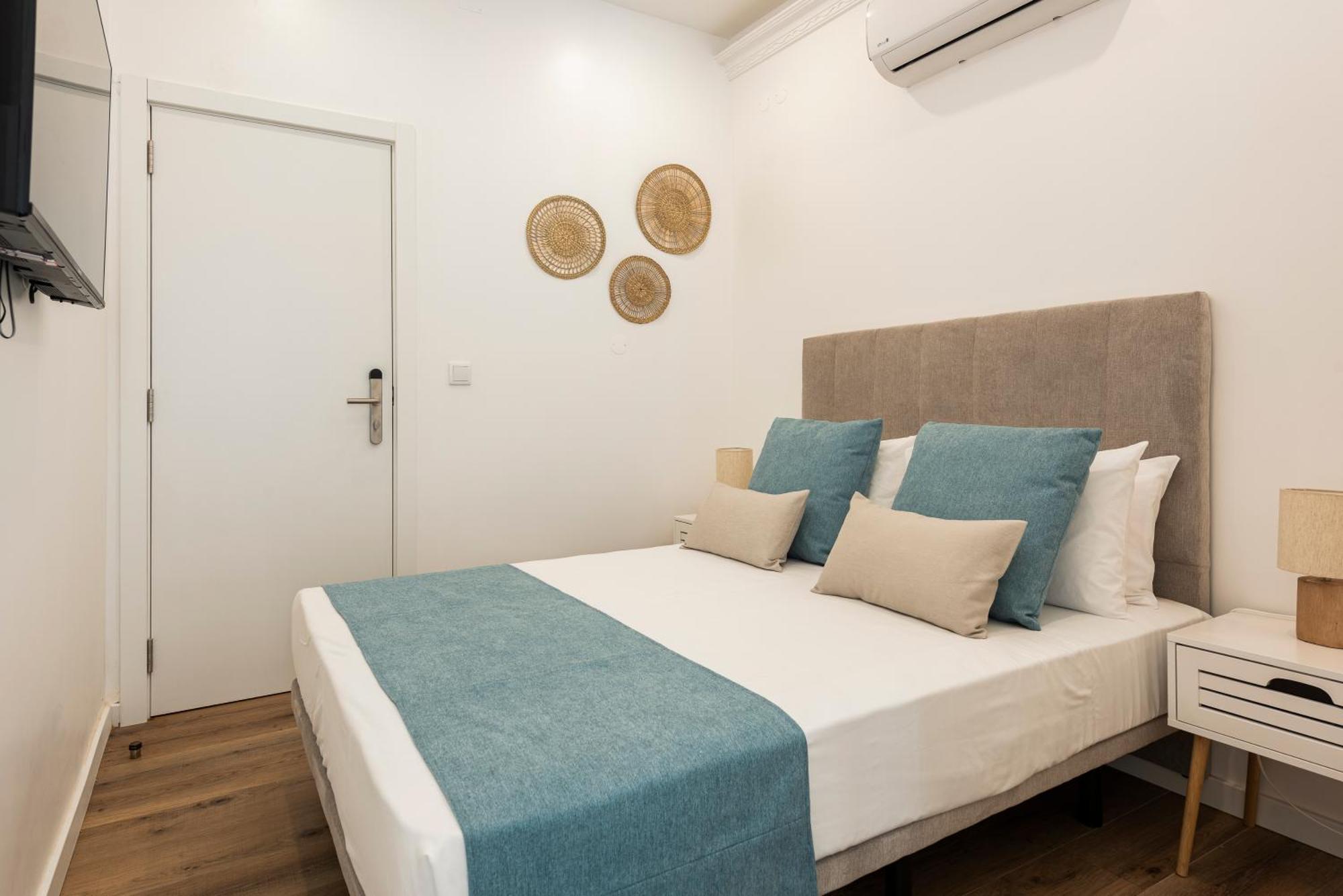 Madalena Hostel E Suites Distrikt Distrikt Faro Exterior foto