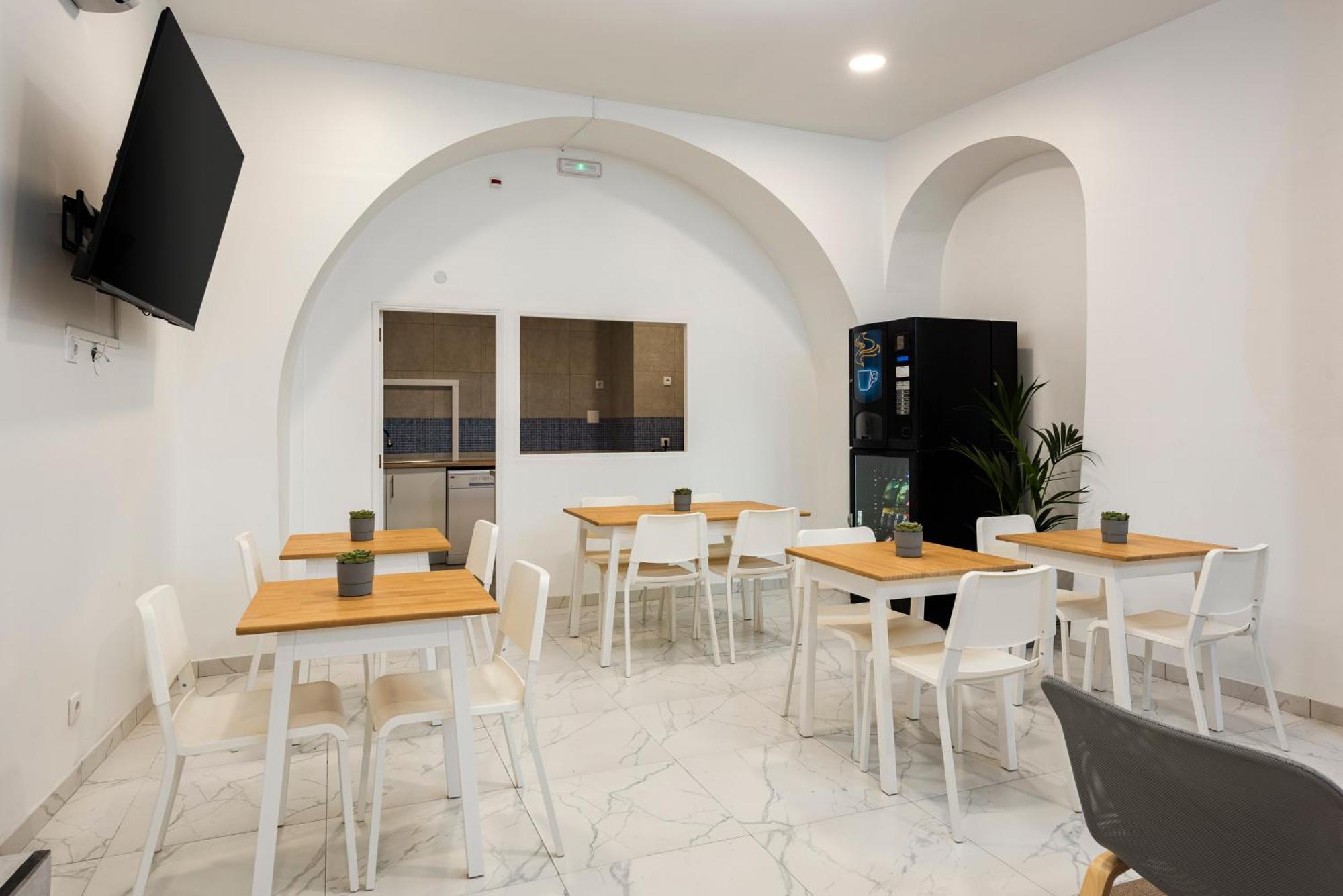 Madalena Hostel E Suites Distrikt Distrikt Faro Exterior foto